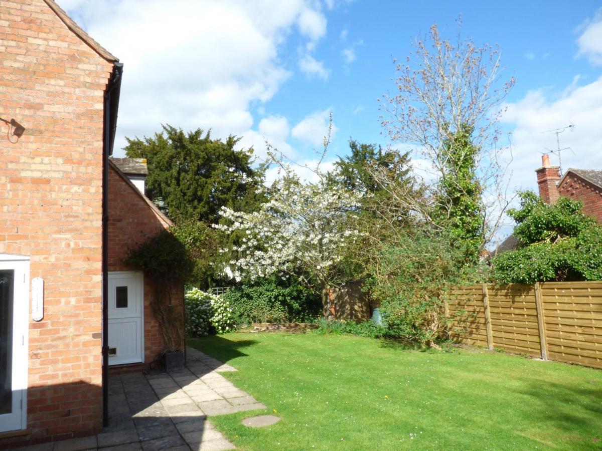 Pebworth Cottage Exterior photo